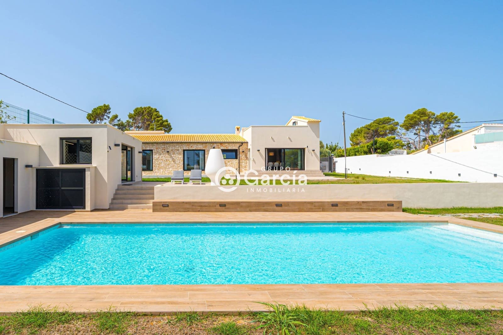 3 soveværelse Villa til salg i Denia med swimmingpool - € 1.600.000 (Ref: 7739312)
