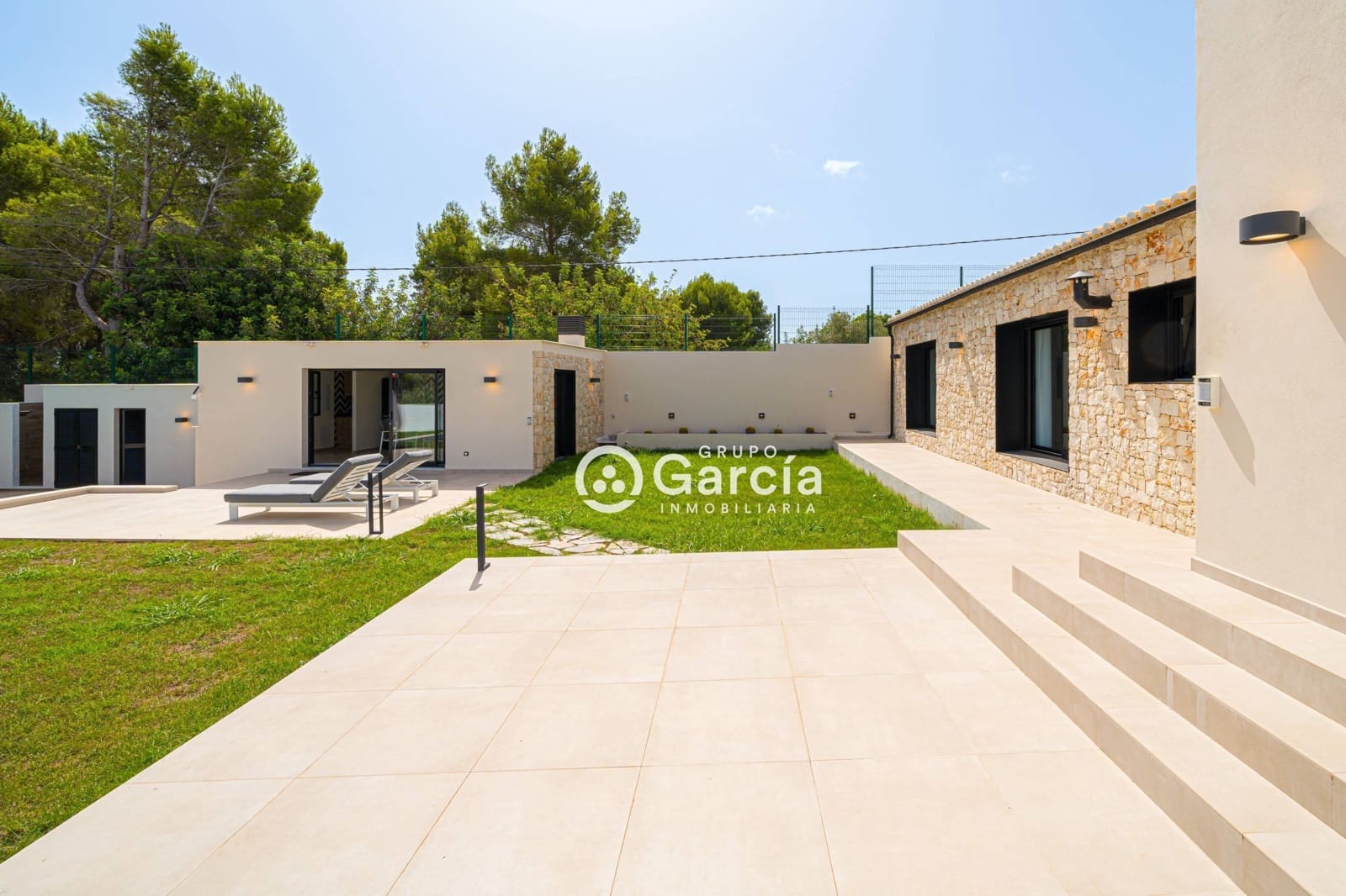 3 soveværelse Villa til salg i Denia med swimmingpool - € 1.600.000 (Ref: 7739312)