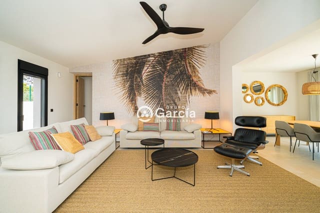 3 soveværelse Villa til salg i La Xara - La Sella, Dénia med swimmingpool - € 1.600.000 (Ref: 7739312)