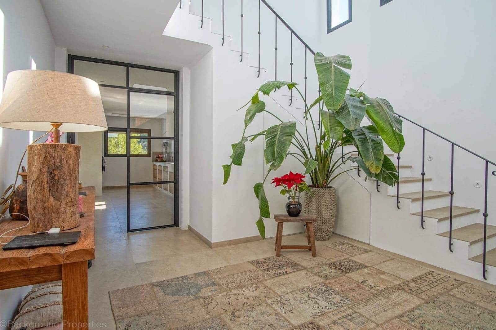 4 bedroom Villa for sale in Pedreguer with pool garage - € 1,500,000 (Ref: 7816677)
