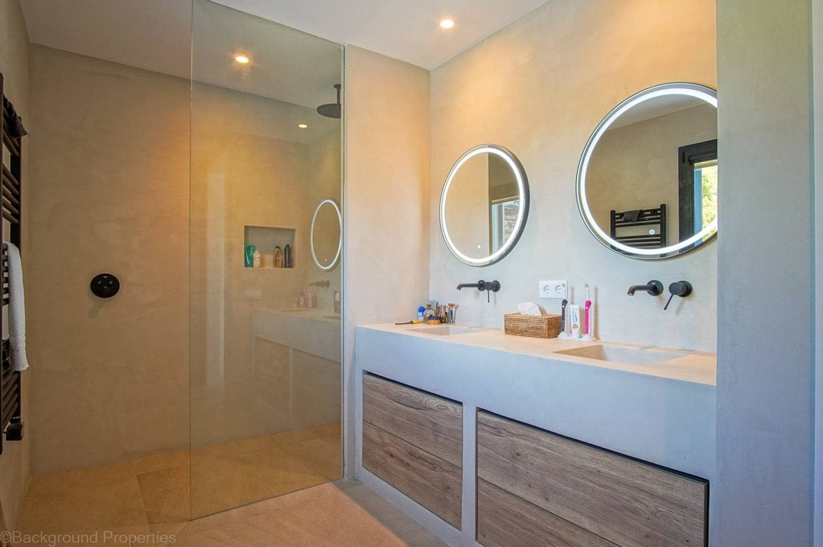 4 bedroom Villa for sale in Pedreguer with pool garage - € 1,500,000 (Ref: 7816677)