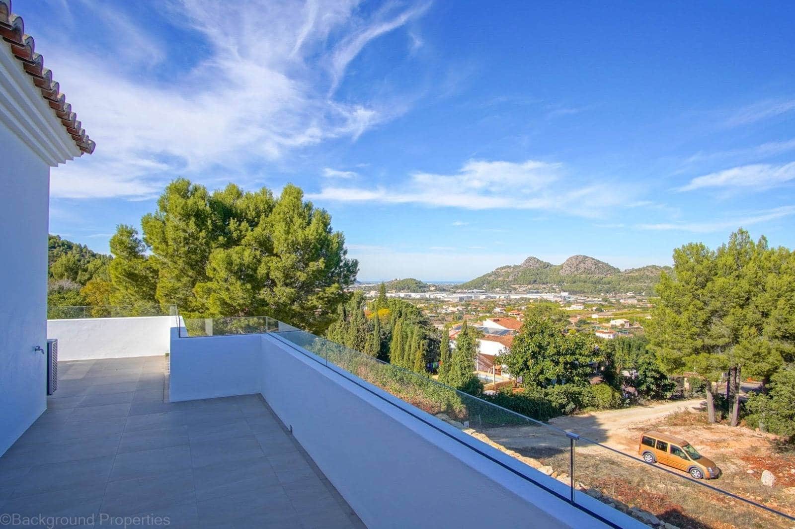 4 bedroom Villa for sale in Pedreguer with pool garage - € 1,500,000 (Ref: 7816677)