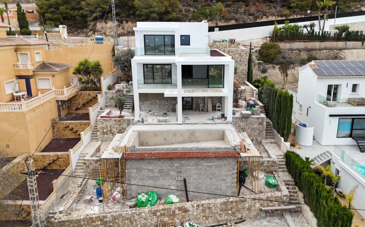 4 bedroom Villa for sale in Calpe / Calp with pool garage - € 1,985,000 (Ref: 7985927)