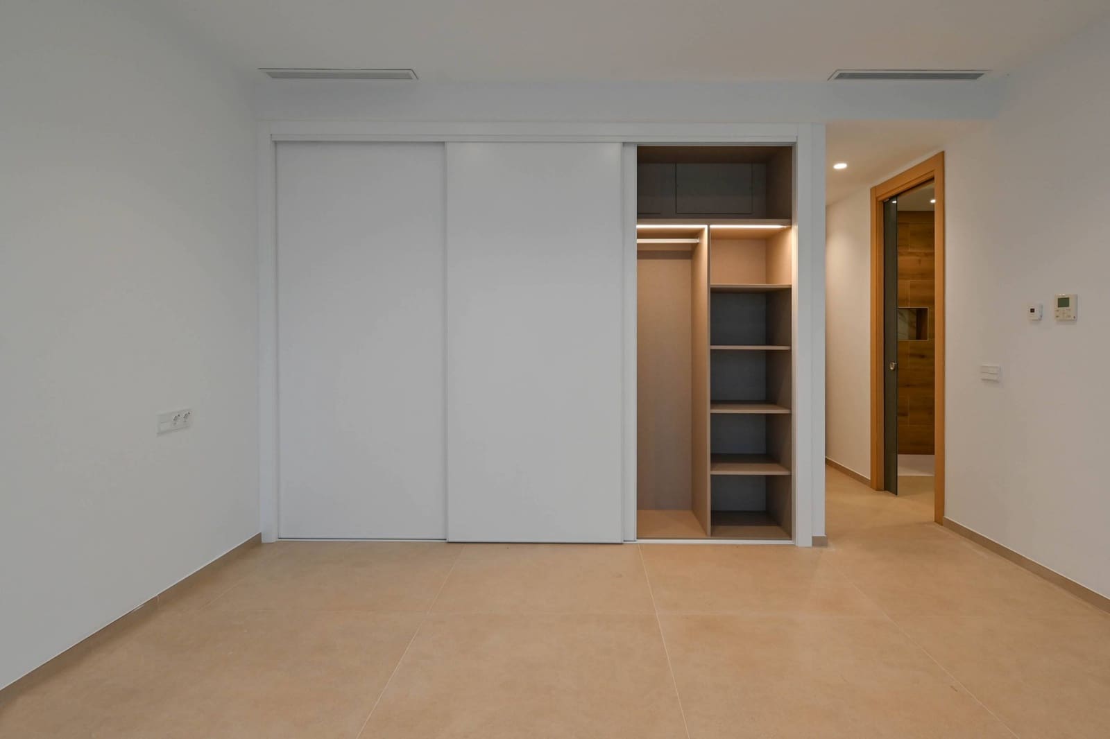 4 bedroom Villa for sale in Calpe / Calp with pool garage - € 1,985,000 (Ref: 7985927)