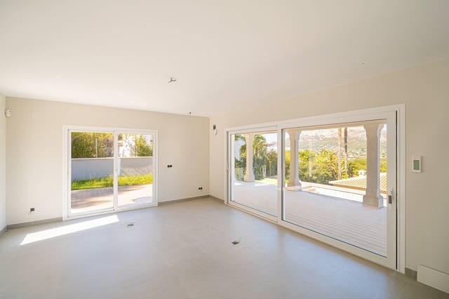 Chalet de 5 habitaciones en Partides comunes - Adsubia, Javea / Xàbia en venta con piscina garaje - 1.950.000 € (Ref: 8154973)