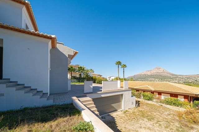 Chalet de 5 habitaciones en Partides comunes - Adsubia, Javea / Xàbia en venta con piscina garaje - 1.950.000 € (Ref: 8154973)