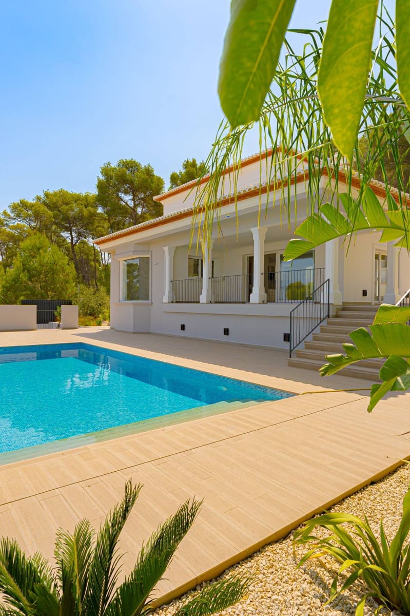 5 Zimmer Villa zu verkaufen in Javea / Xabia mit Pool Garage - 1.950.000 € (Ref: 8154973)