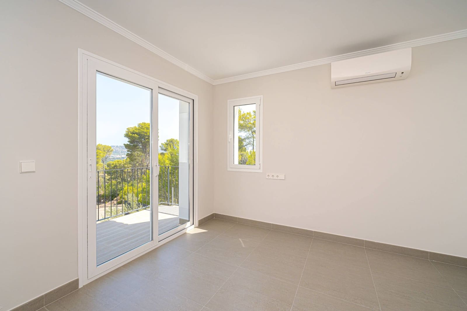 5 Zimmer Villa zu verkaufen in Javea / Xabia mit Pool Garage - 1.950.000 € (Ref: 8154973)
