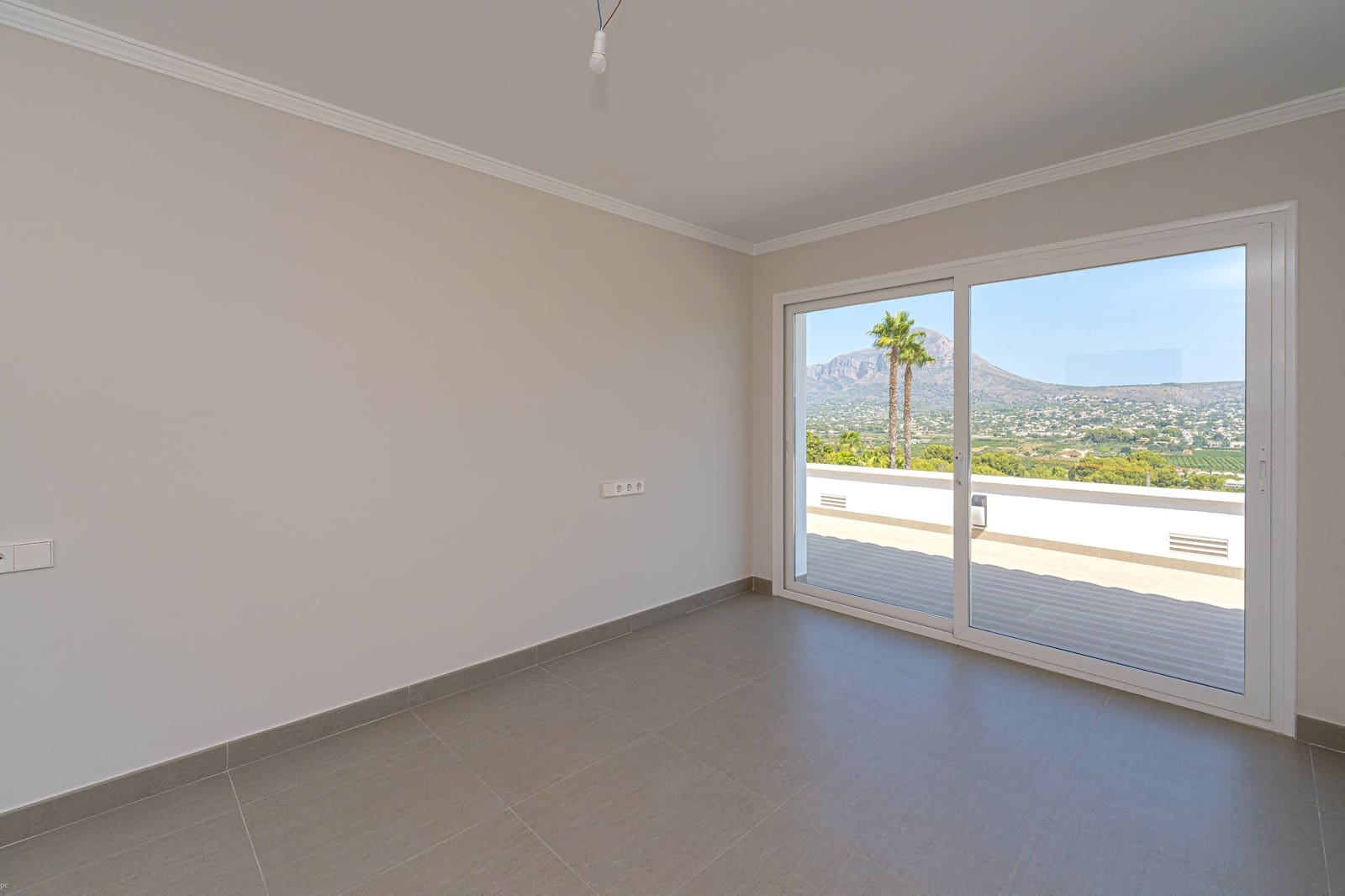 5 Zimmer Villa zu verkaufen in Javea / Xabia mit Pool Garage - 1.950.000 € (Ref: 8154973)