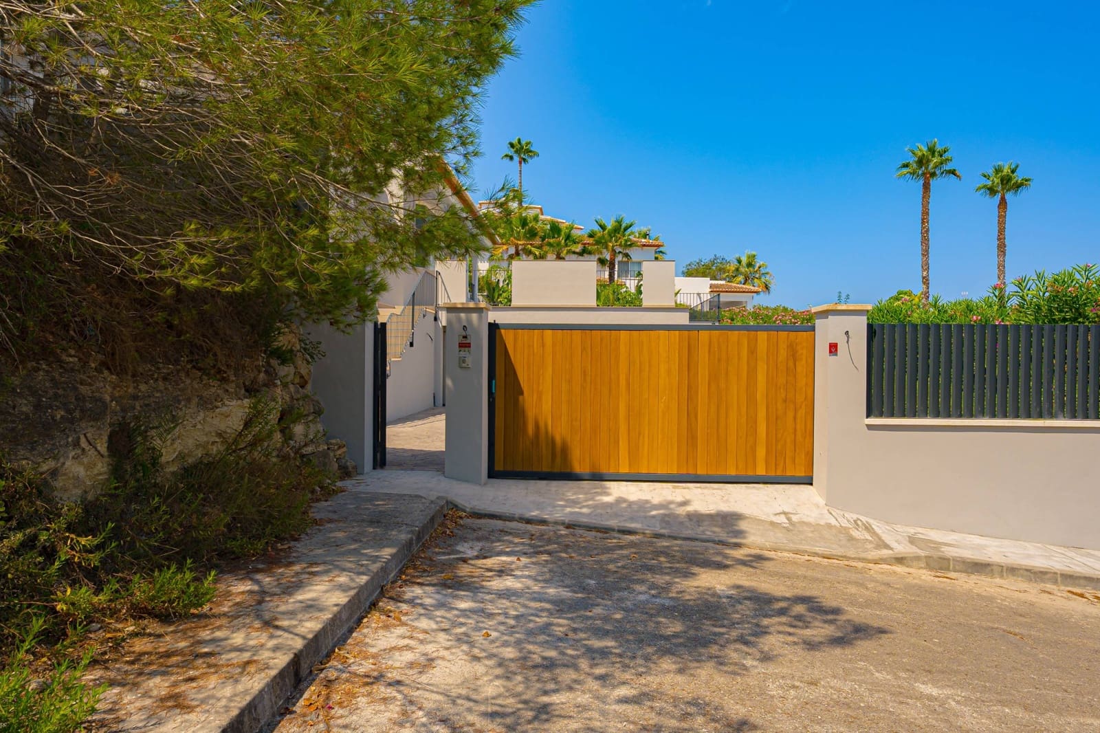 5 Zimmer Villa zu verkaufen in Javea / Xabia mit Pool Garage - 1.950.000 € (Ref: 8154973)