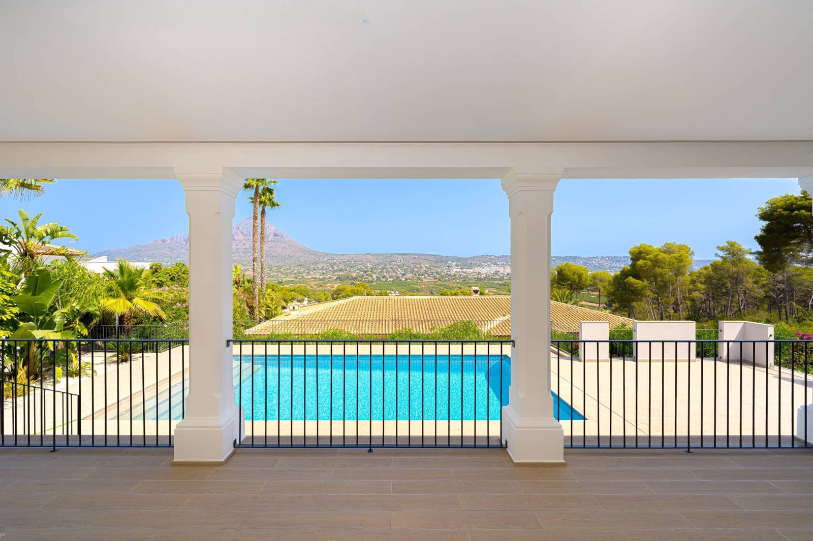 5 Zimmer Villa zu verkaufen in Javea / Xabia mit Pool Garage - 1.950.000 € (Ref: 8154973)