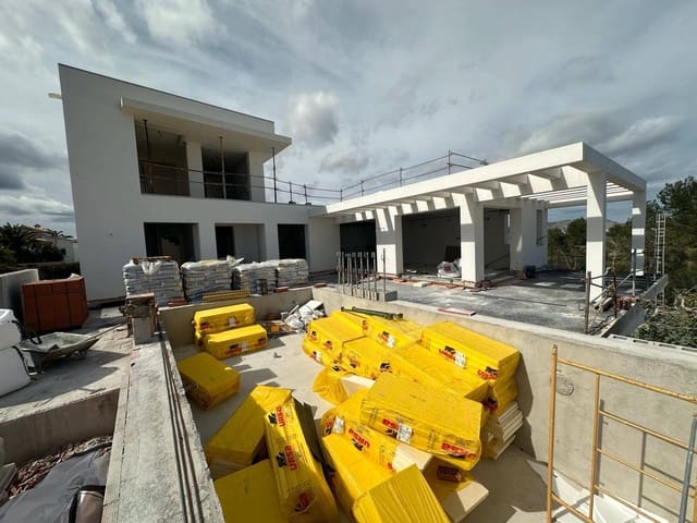 3 soverom Villa til salgs i Moraira, Teulada-Moraira med svømmebasseng garasje - € 2 250 000 (Ref: 8162220)