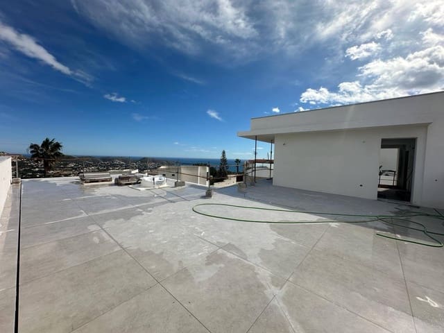 3 soverom Villa til salgs i Moraira, Teulada-Moraira med svømmebasseng garasje - € 2 250 000 (Ref: 8162220)