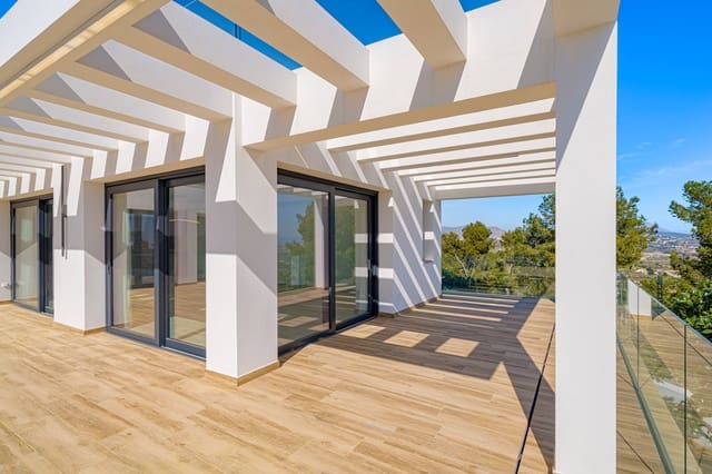3 soveværelse Villa til salg i Moraira, Teulada-Moraira med swimmingpool garage - € 2.250.000 (Ref: 8162220)