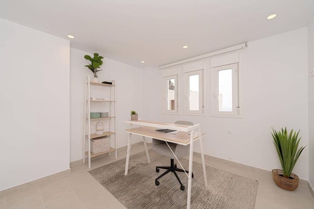 5 sypialnia Willa na sprzedaż w Altea z basenem garażem - 1 148 861 € (Ref: 8167263)