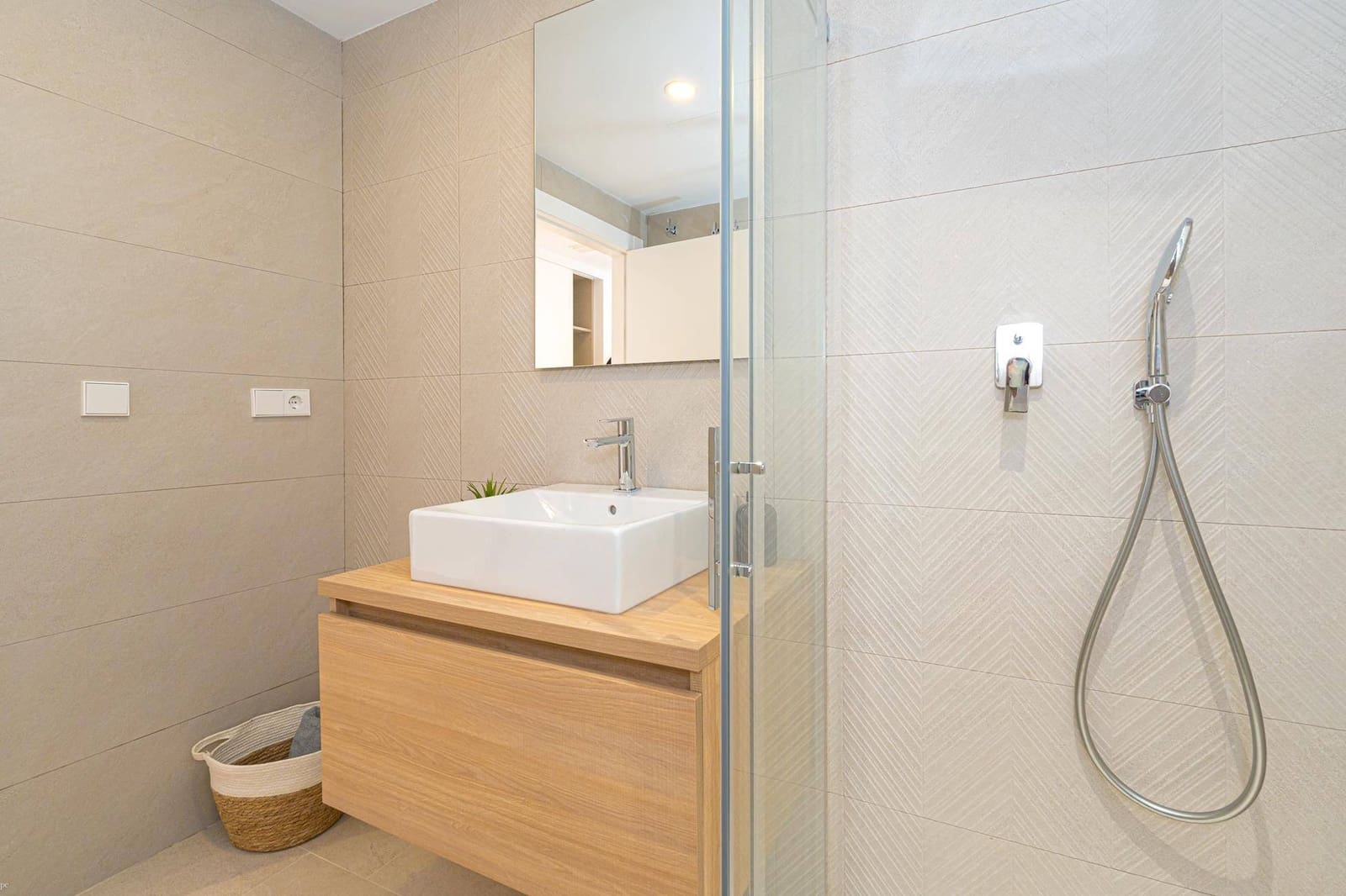 5 bedroom Villa for sale in Altea with pool garage - € 1,148,861 (Ref: 8167263)