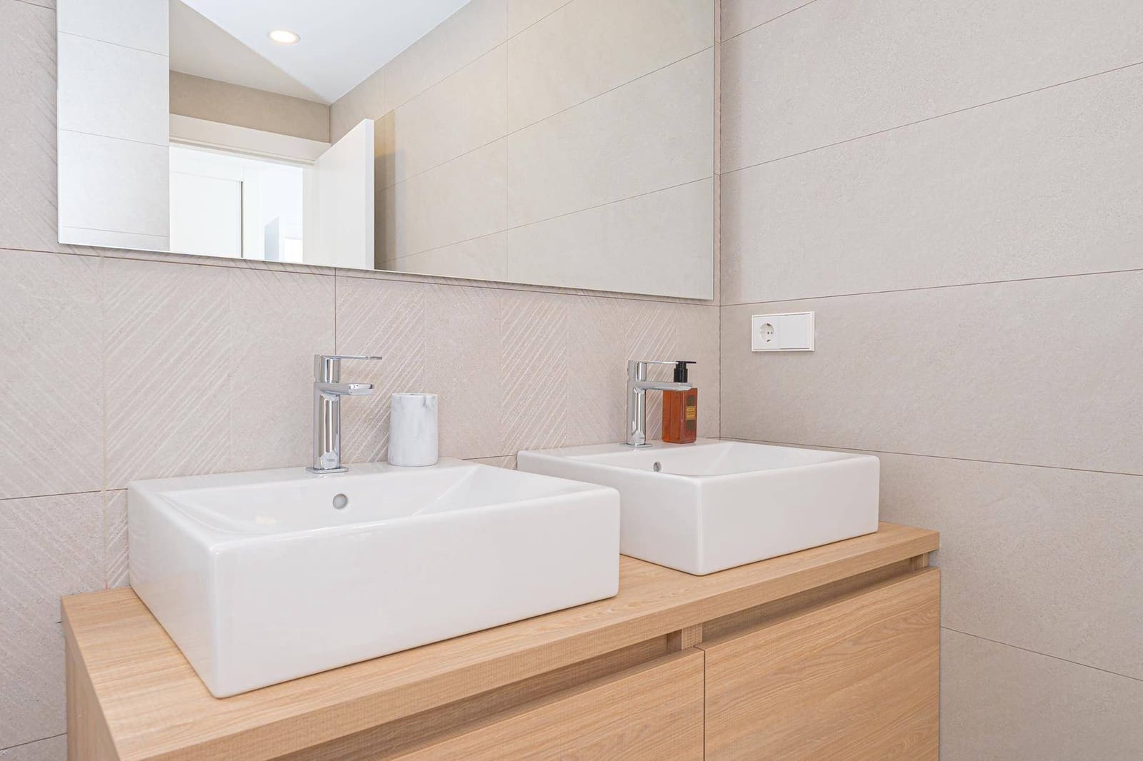 5 bedroom Villa for sale in Altea with pool garage - € 1,148,861 (Ref: 8167263)