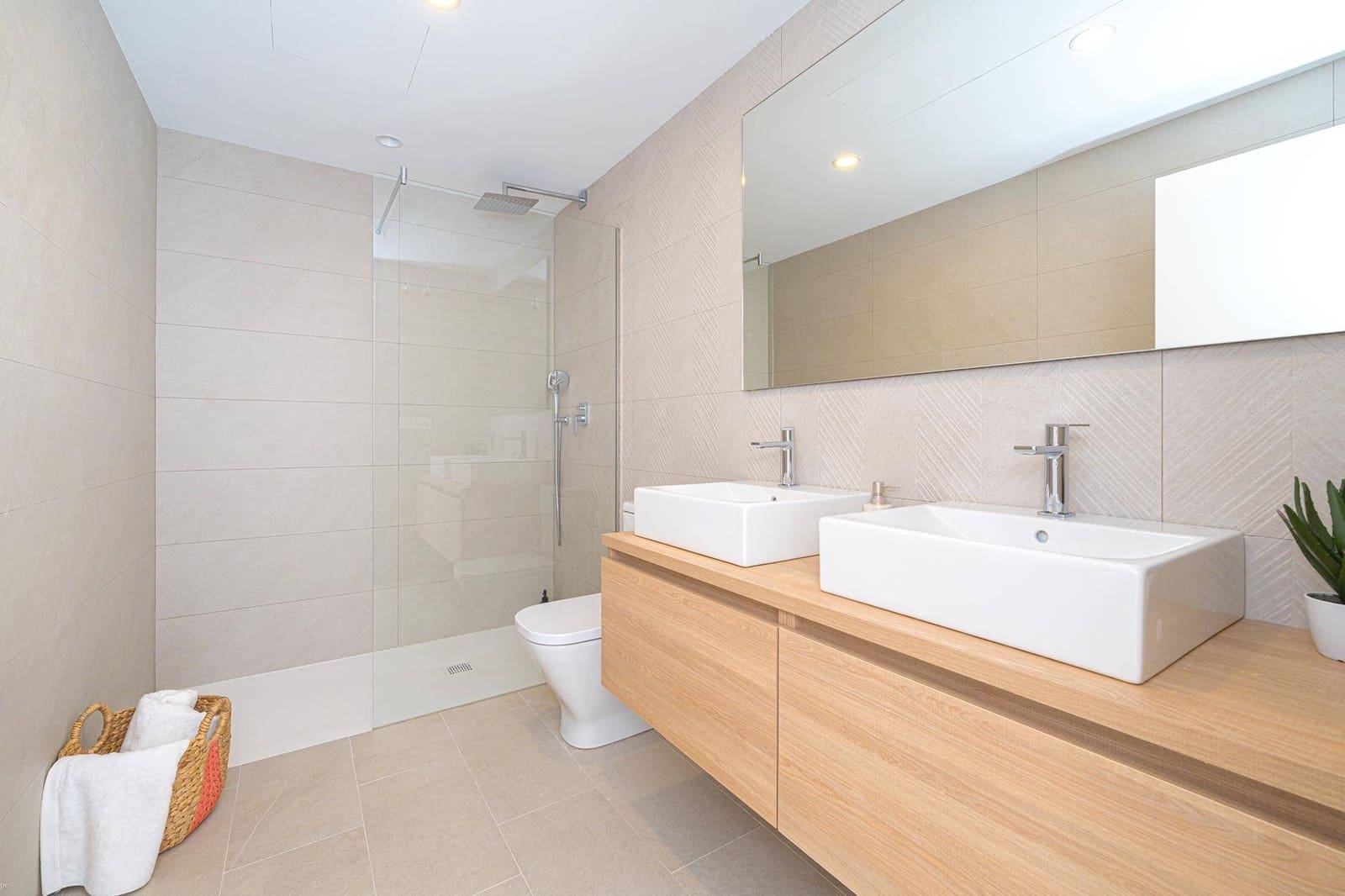 5 bedroom Villa for sale in Altea with pool garage - € 1,148,861 (Ref: 8167263)