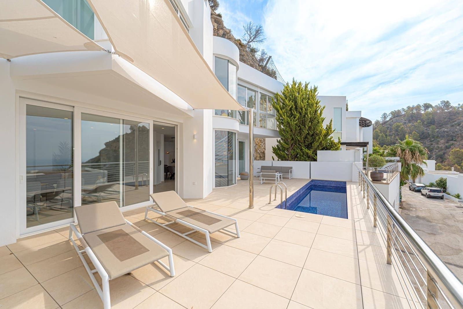 5 bedroom Villa for sale in Altea with pool garage - € 1,148,861 (Ref: 8167263)