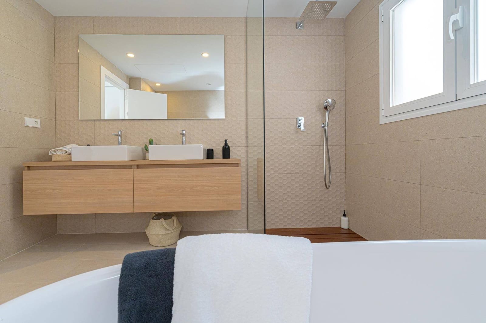 5 bedroom Villa for sale in Altea with pool garage - € 1,148,861 (Ref: 8167263)