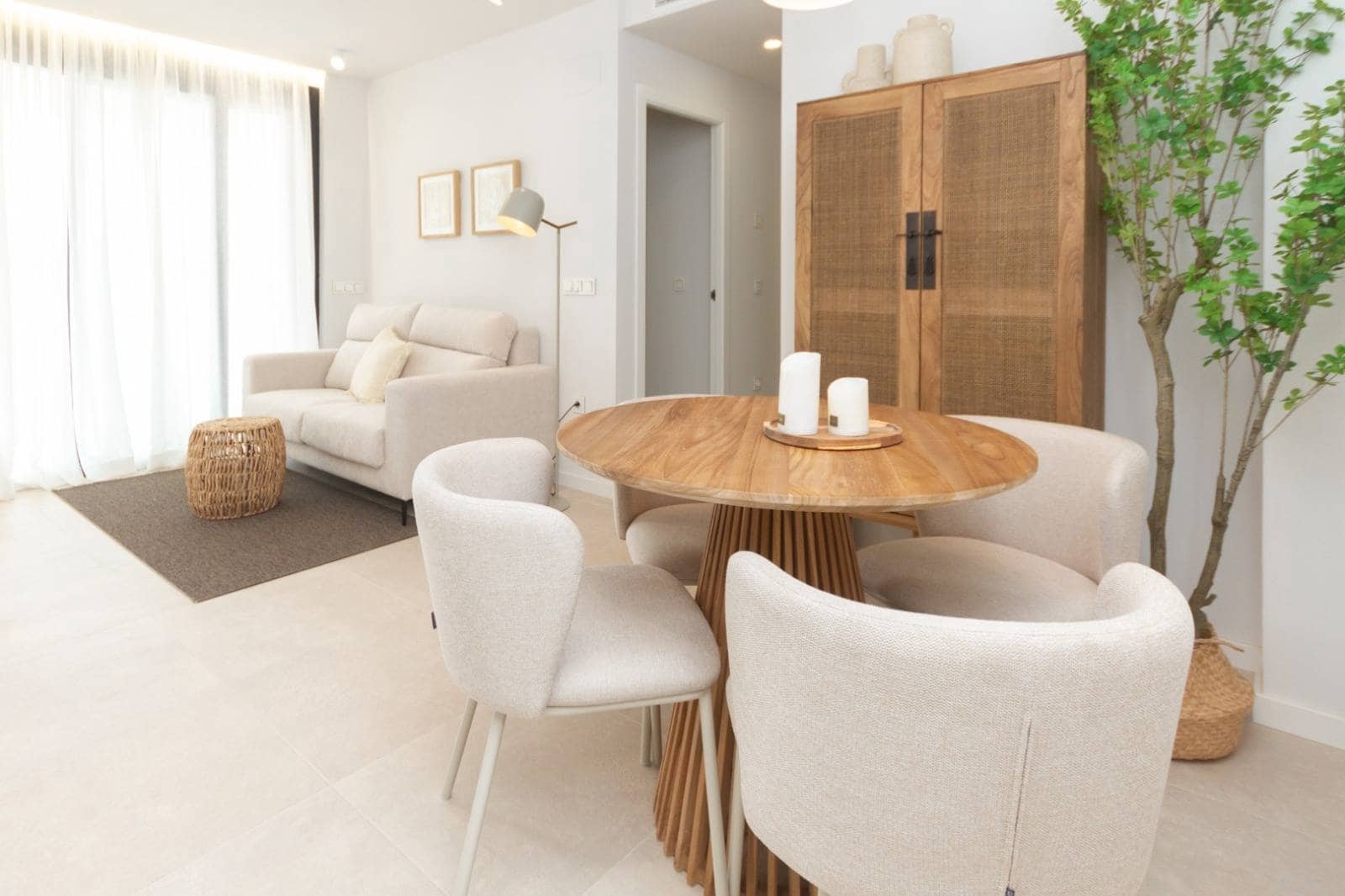 Apartamento de 2 habitaciones en Dénia en venta con piscina - 245.000 € (Ref: 8300738)