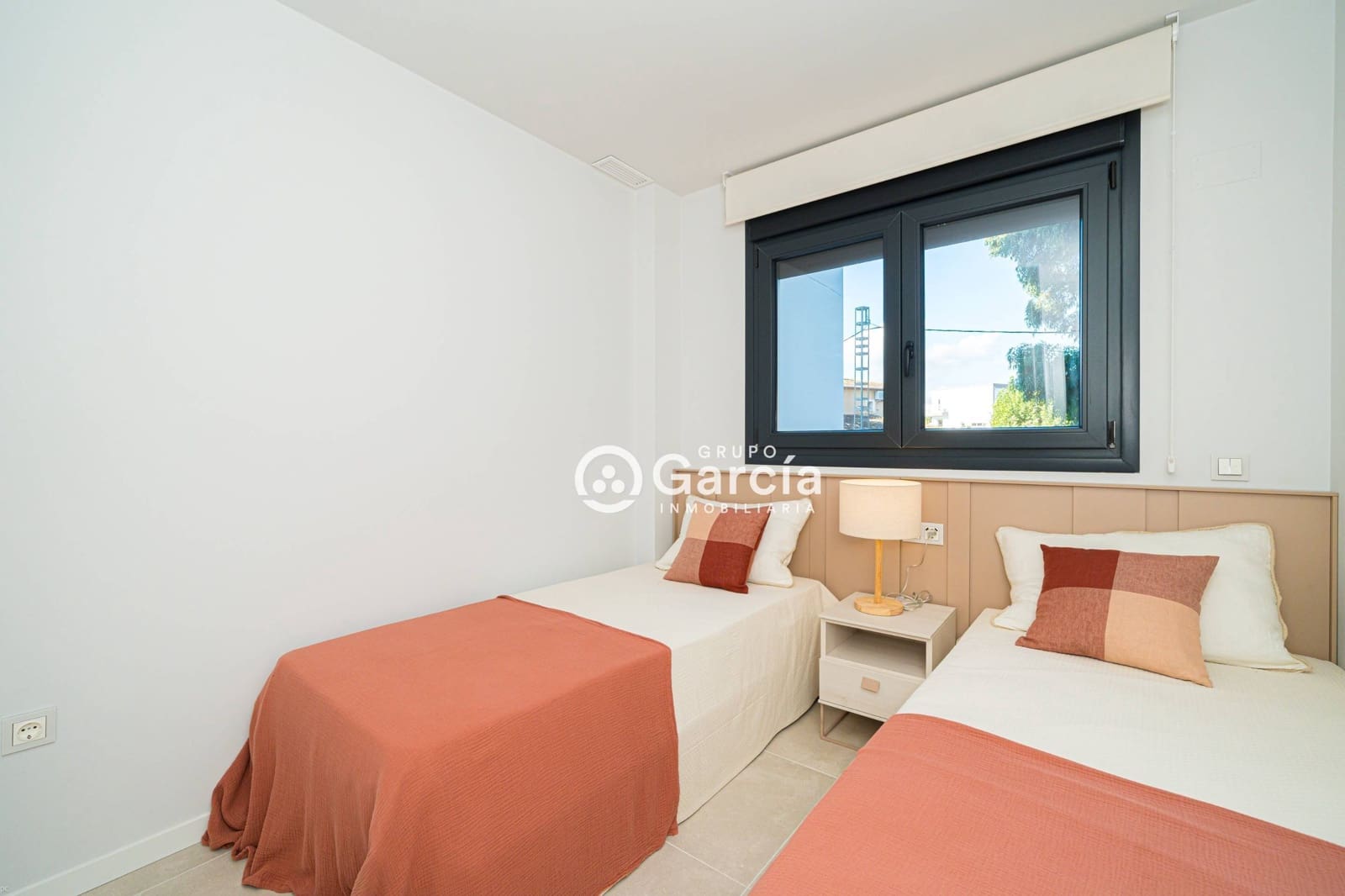 2 slaapkamer Appartement te koop in Denia met zwembad garage - € 449.000 (Ref: 8300738)