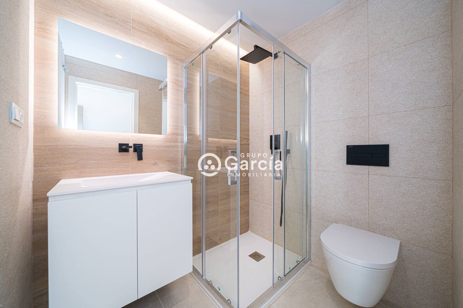 2 slaapkamer Appartement te koop in Denia met zwembad garage - € 449.000 (Ref: 8300738)