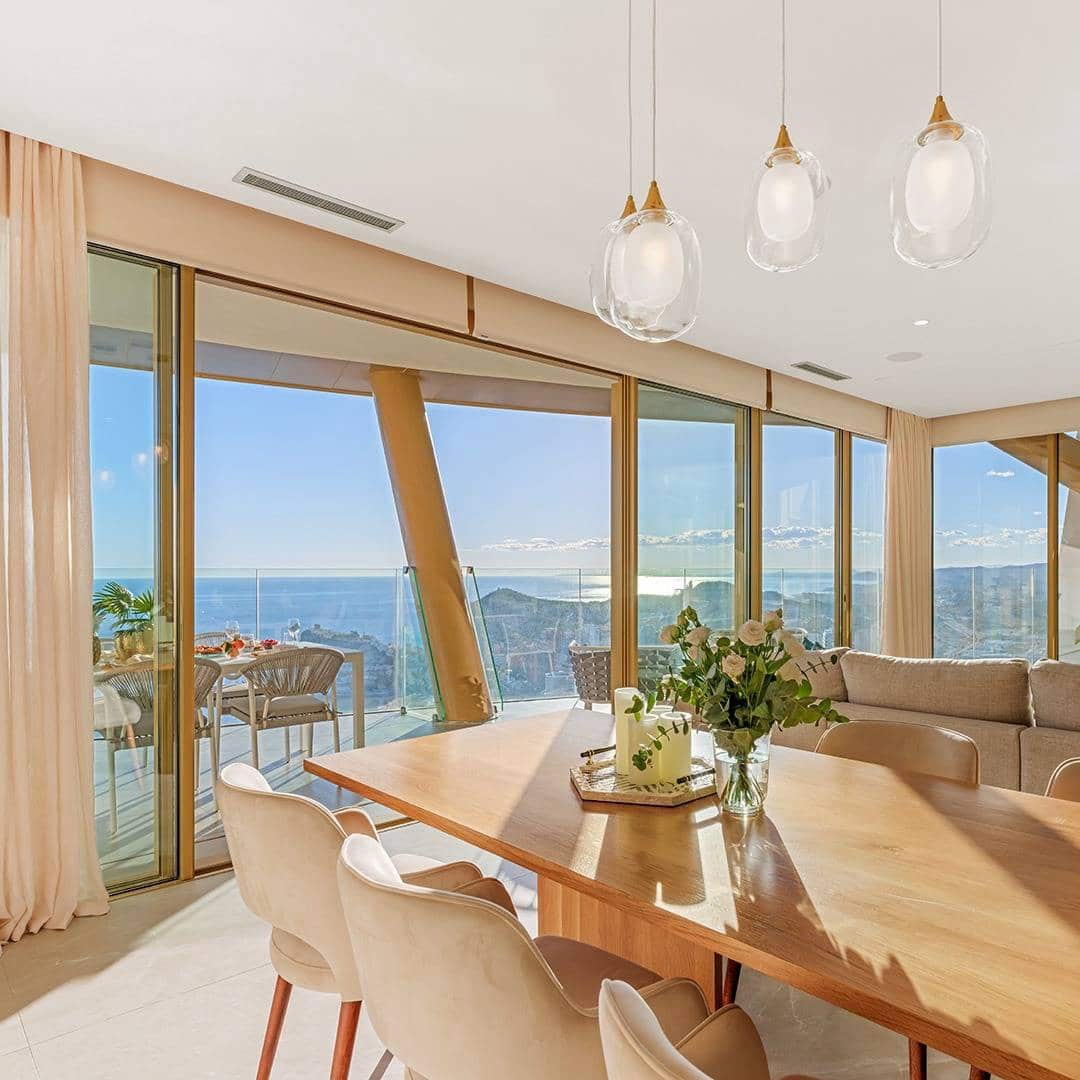 3 makuuhuone Huoneisto myytävänä paikassa Benidorm mukana uima-altaan - 895 000 € (Ref: 8322772)