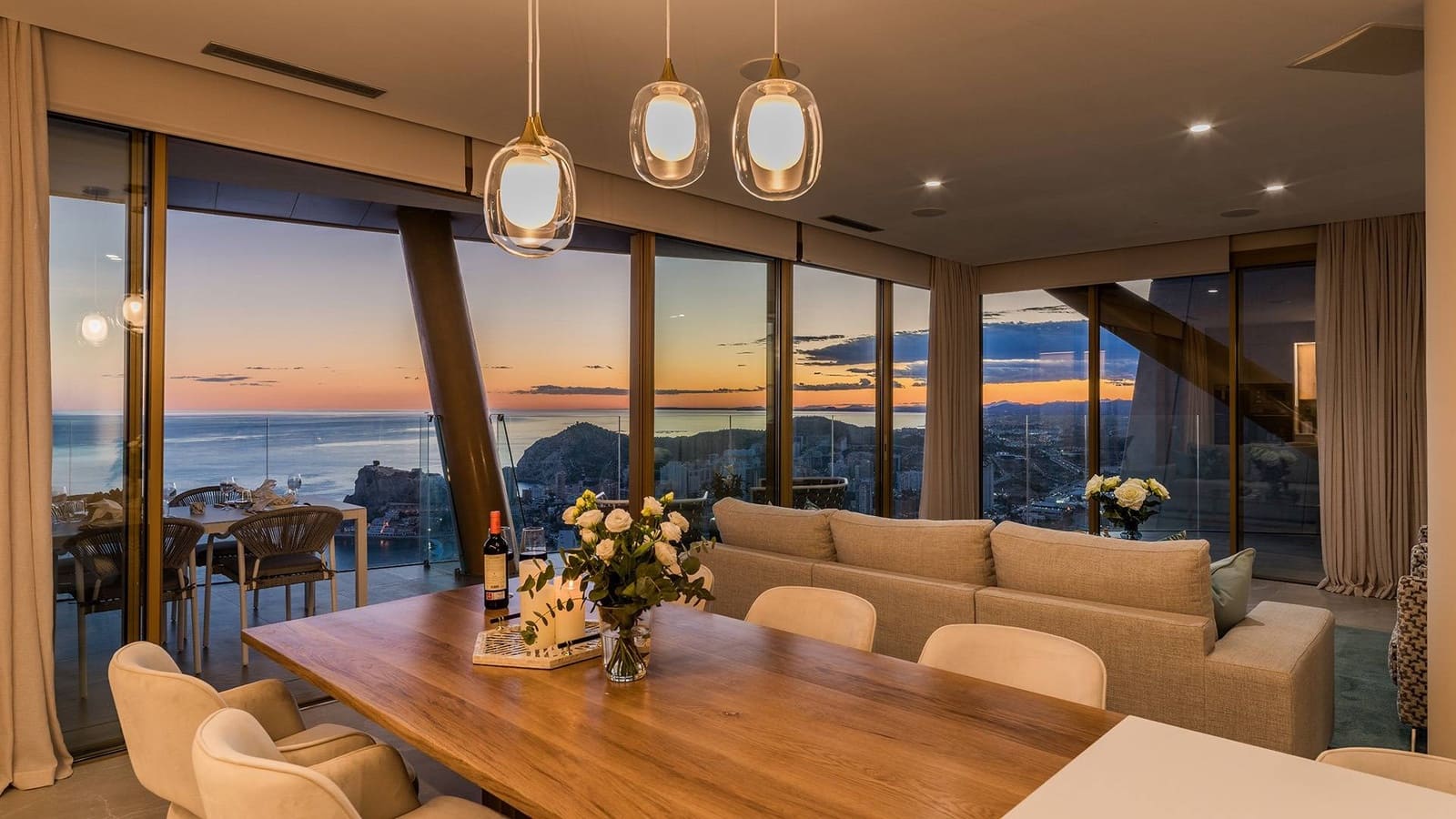 3 makuuhuone Huoneisto myytävänä paikassa Benidorm mukana uima-altaan - 895 000 € (Ref: 8322772)