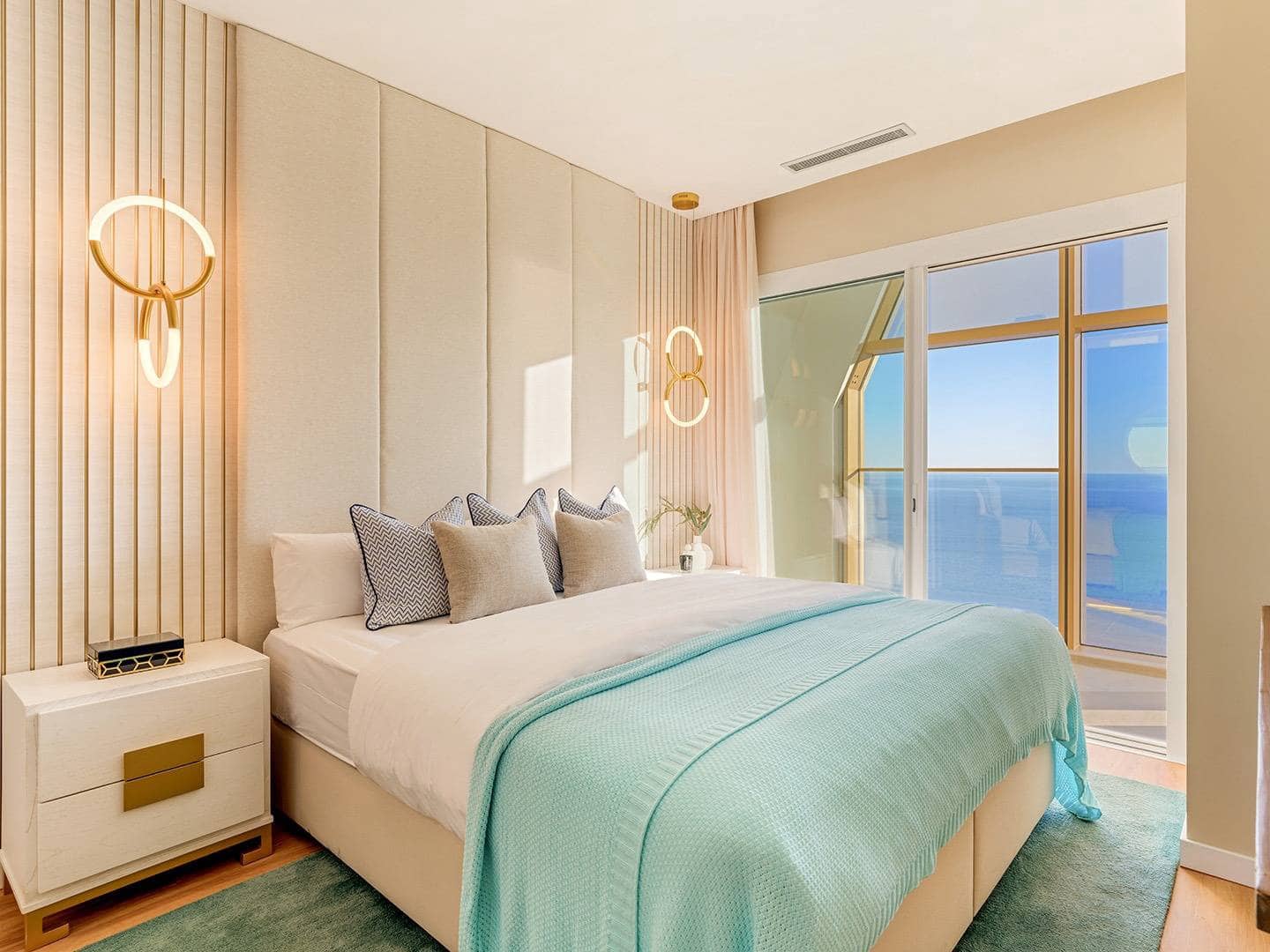 Apartamento de 3 habitaciones en Benidorm en venta con piscina garaje - 895.000 € (Ref: 8322772)