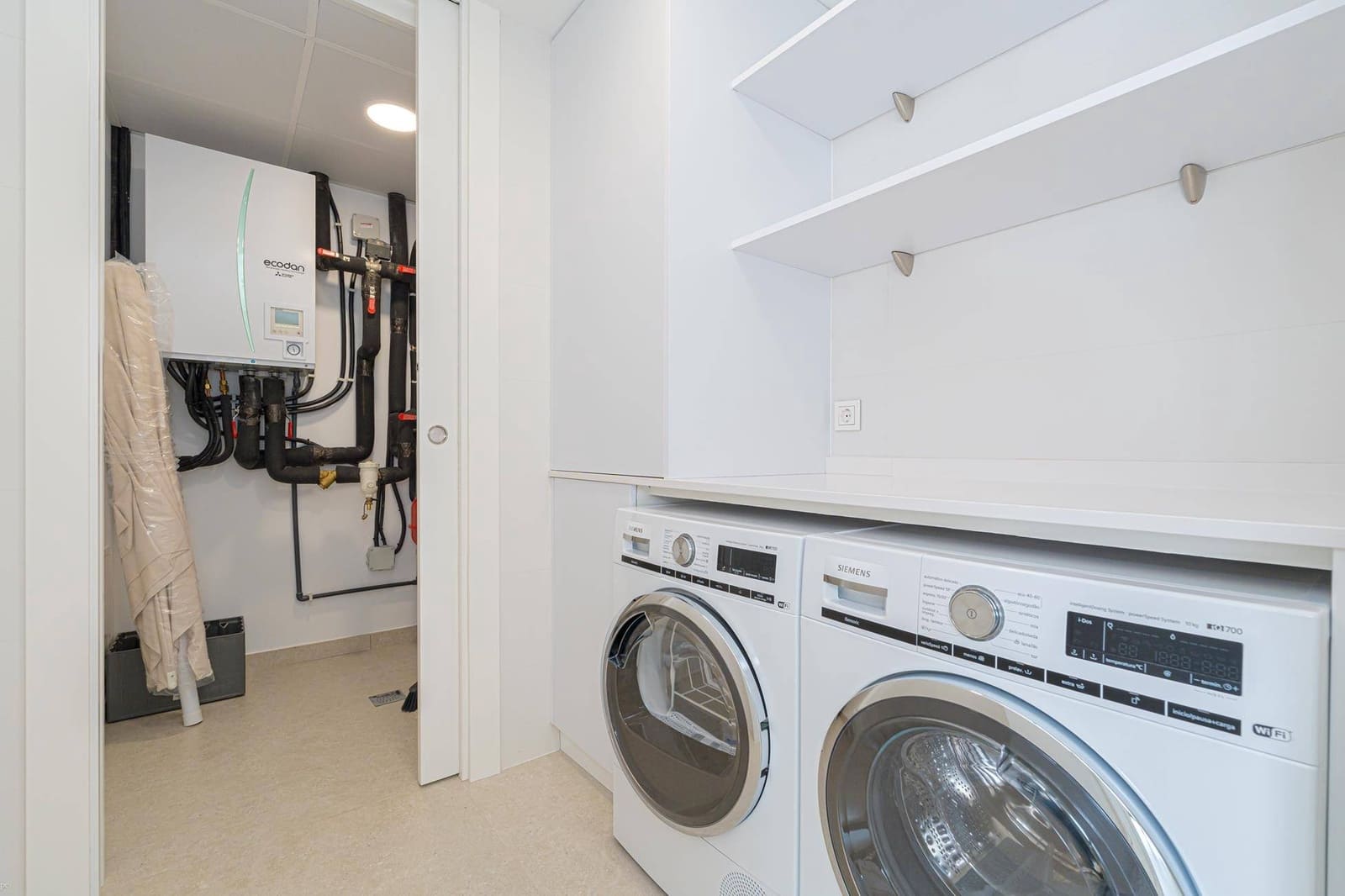 4 bedroom Villa for sale in Altea with pool garage - € 2,093,650 (Ref: 8331668)