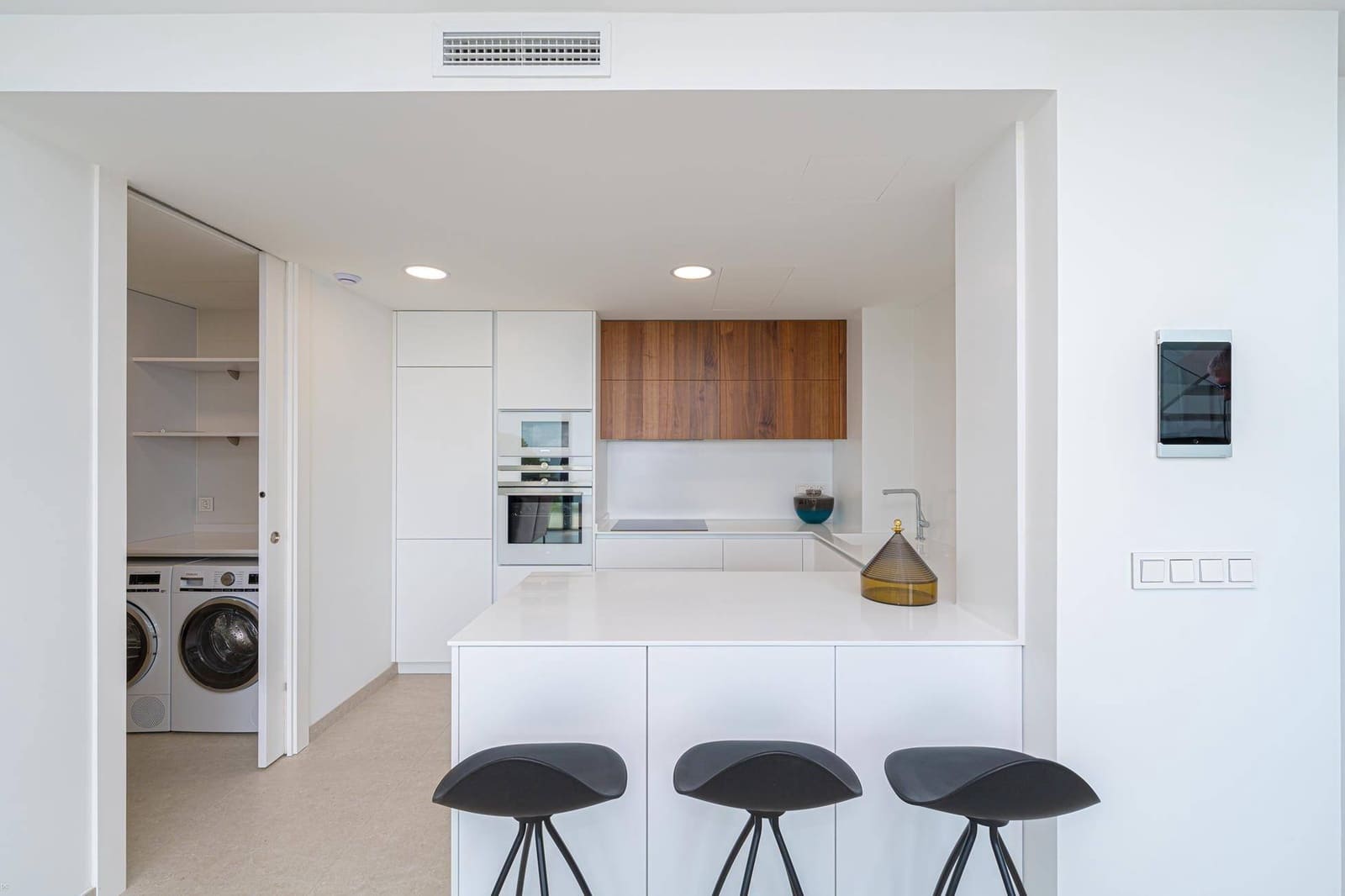 4 bedroom Villa for sale in Altea with pool garage - € 2,093,650 (Ref: 8331668)