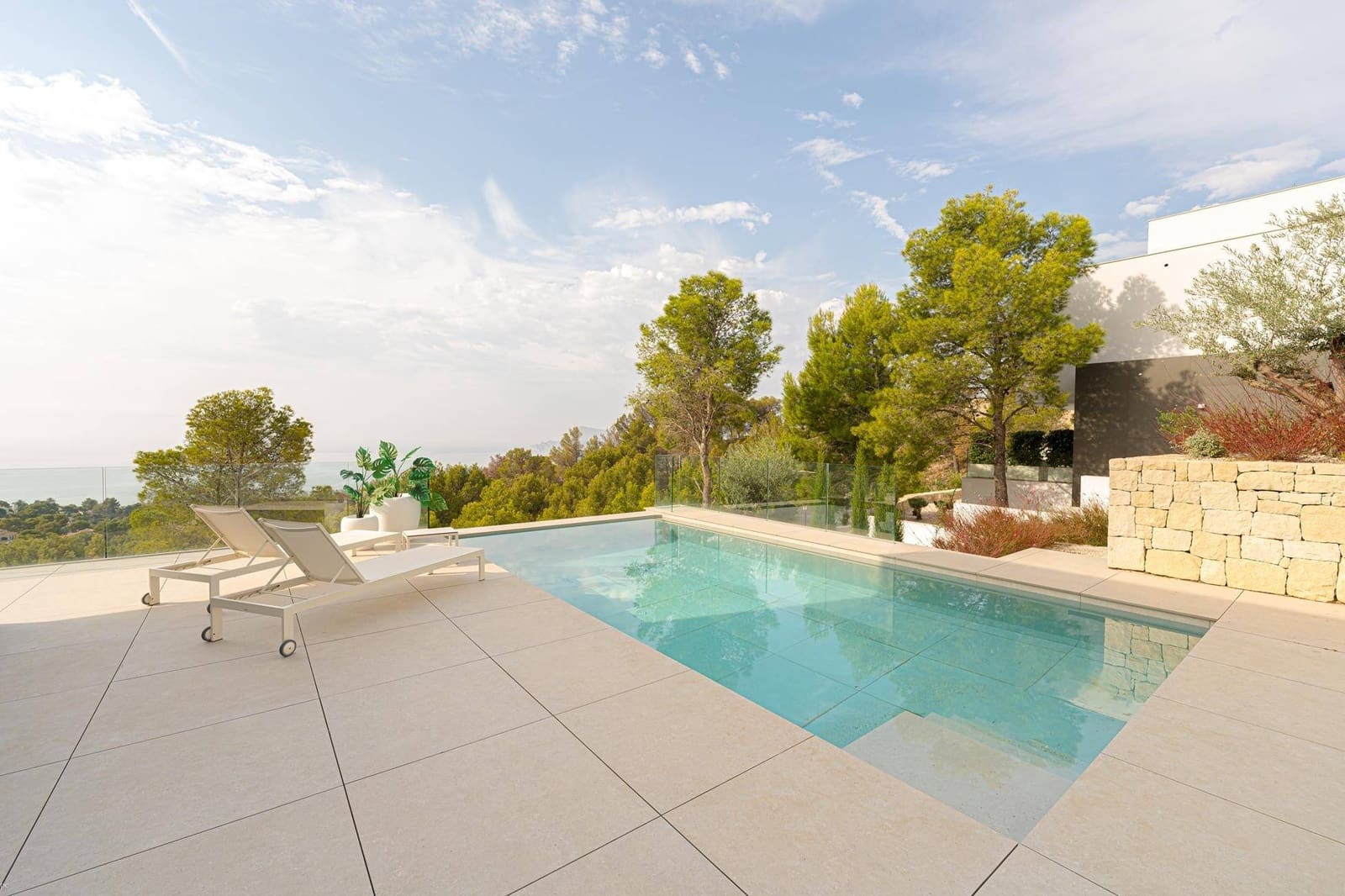 4 bedroom Villa for sale in Altea with pool garage - € 2,093,650 (Ref: 8331668)