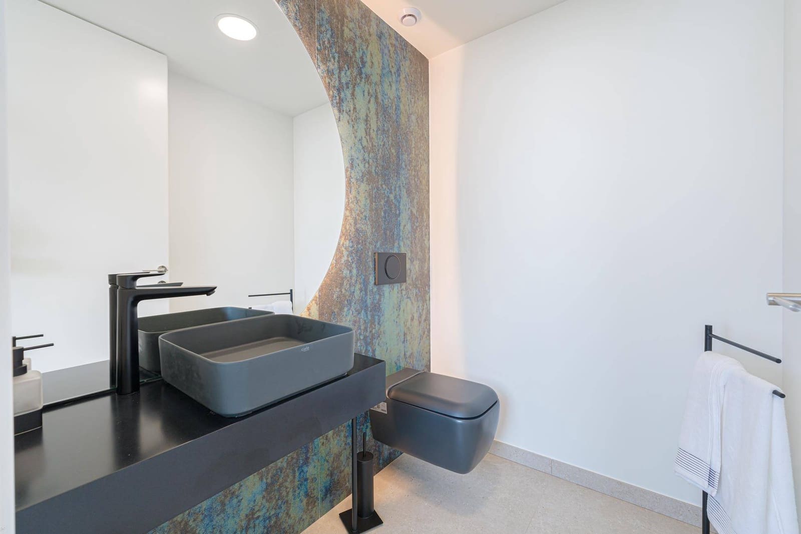 4 bedroom Villa for sale in Altea with pool garage - € 2,093,650 (Ref: 8331668)