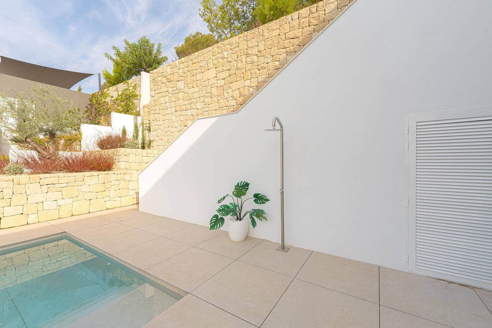 4 bedroom Villa for sale in Altea with pool garage - € 2,093,650 (Ref: 8331668)