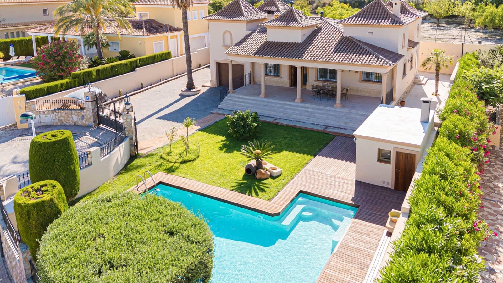 4 soveværelse Villa til salg i Beniarbeig med swimmingpool garage - € 850.000 (Ref: 8398594)