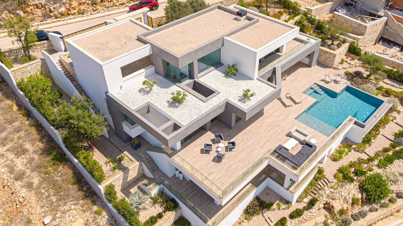 4 bedroom Villa for sale in Cumbre del Sol with pool garage - € 2,950,000 (Ref: 8493691)