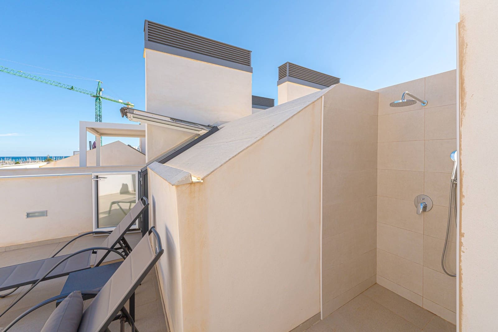2 soveværelse Penthouse til salg i Denia med swimmingpool garage - € 430.000 (Ref: 8592352)