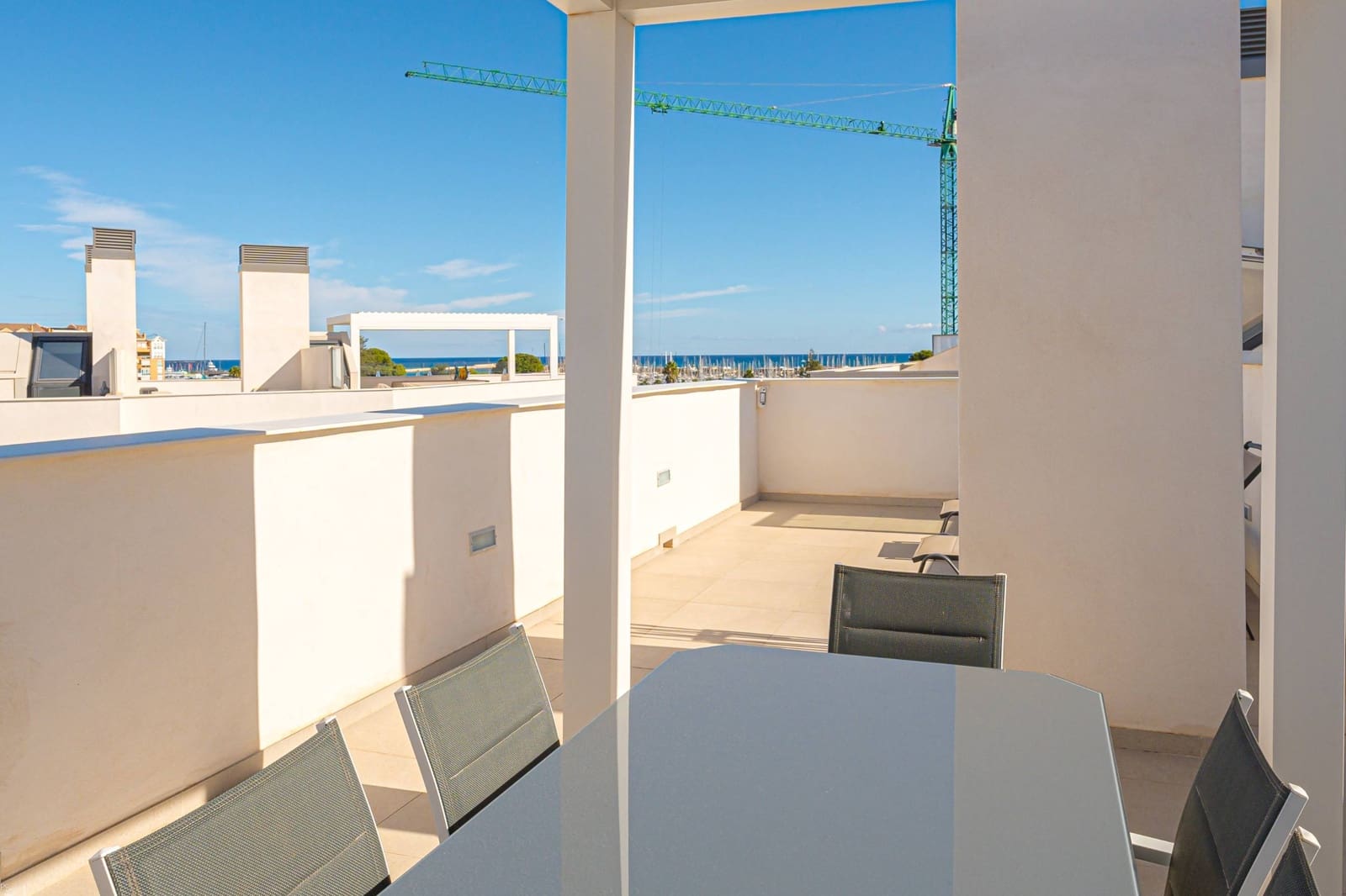 2 soveværelse Penthouse til salg i Denia med swimmingpool garage - € 430.000 (Ref: 8592352)