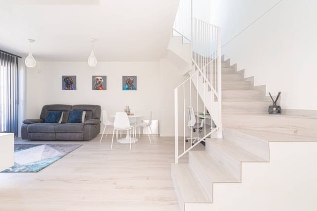 2 soverom Penthouse til salgs i Centro Urbano, Dénia med svømmebasseng garasje - € 430 000 (Ref: 8592352)