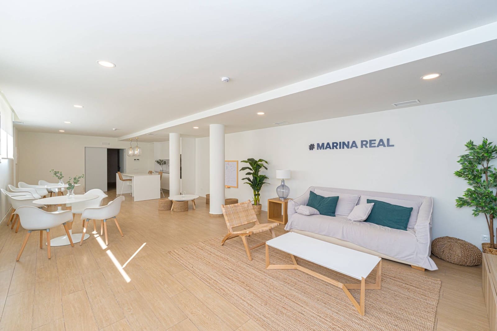 2 soveværelse Penthouse til salg i Denia med swimmingpool garage - € 430.000 (Ref: 8592352)