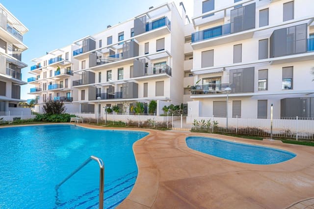 2 makuuhuone Kattohuoneisto myytävänä paikassa Centro Urbano, Dénia mukana uima-altaan 
autotalli - 430 000 € (Ref: 8592352)