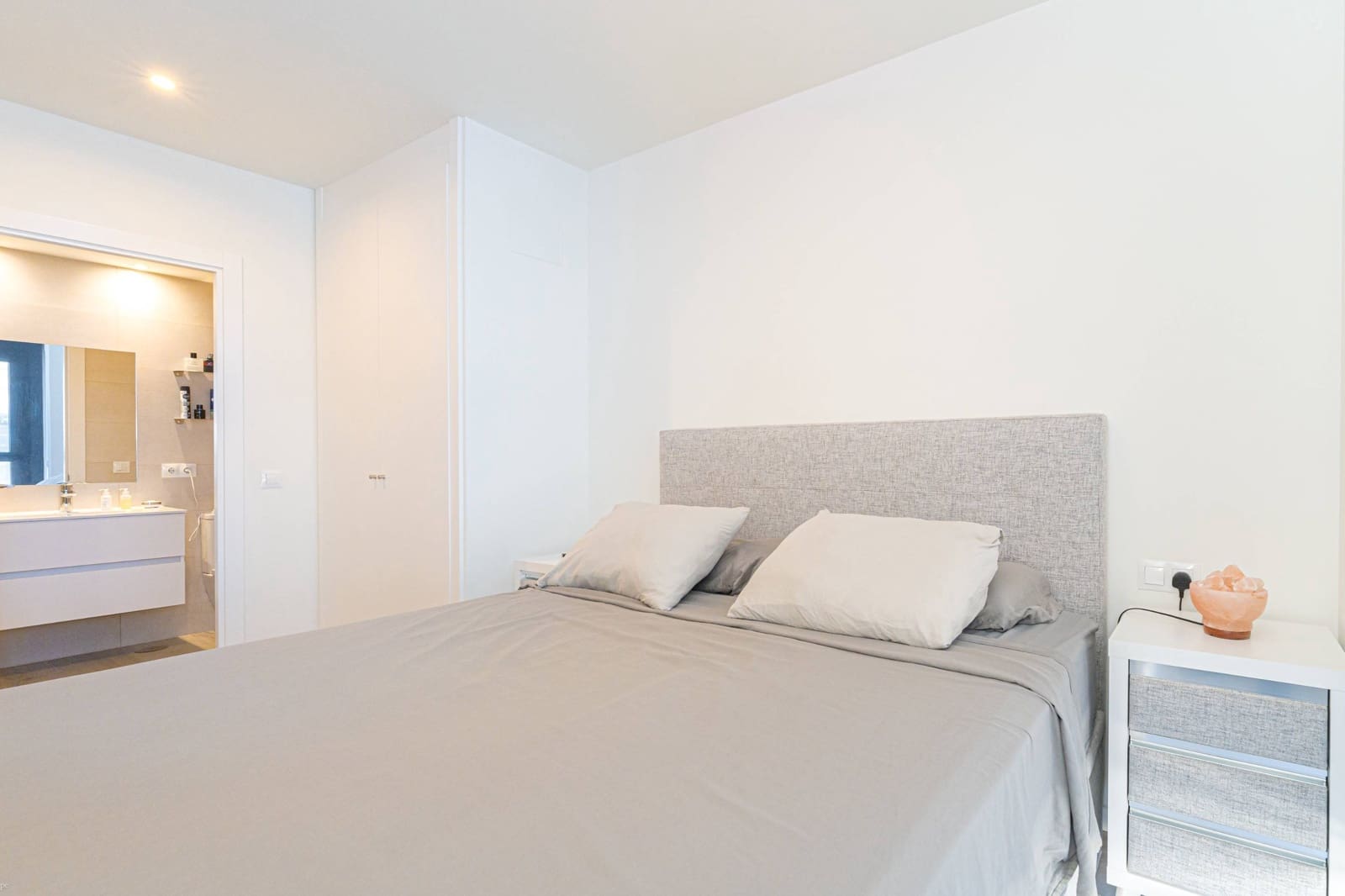 2 bedroom Penthouse for sale in Denia with pool garage - € 430,000 (Ref: 8592352)