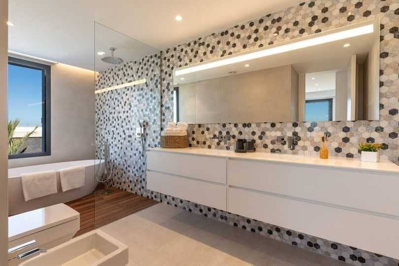 3 bedroom Villa for sale in Benitachell / Benitatxell with pool - € 2,195,000 (Ref: 8616954)