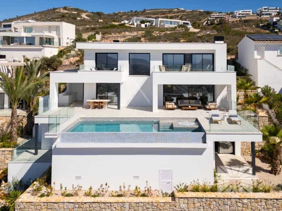 3 bedroom Villa for sale in Benitachell / Benitatxell with pool - € 2,195,000 (Ref: 8616954)