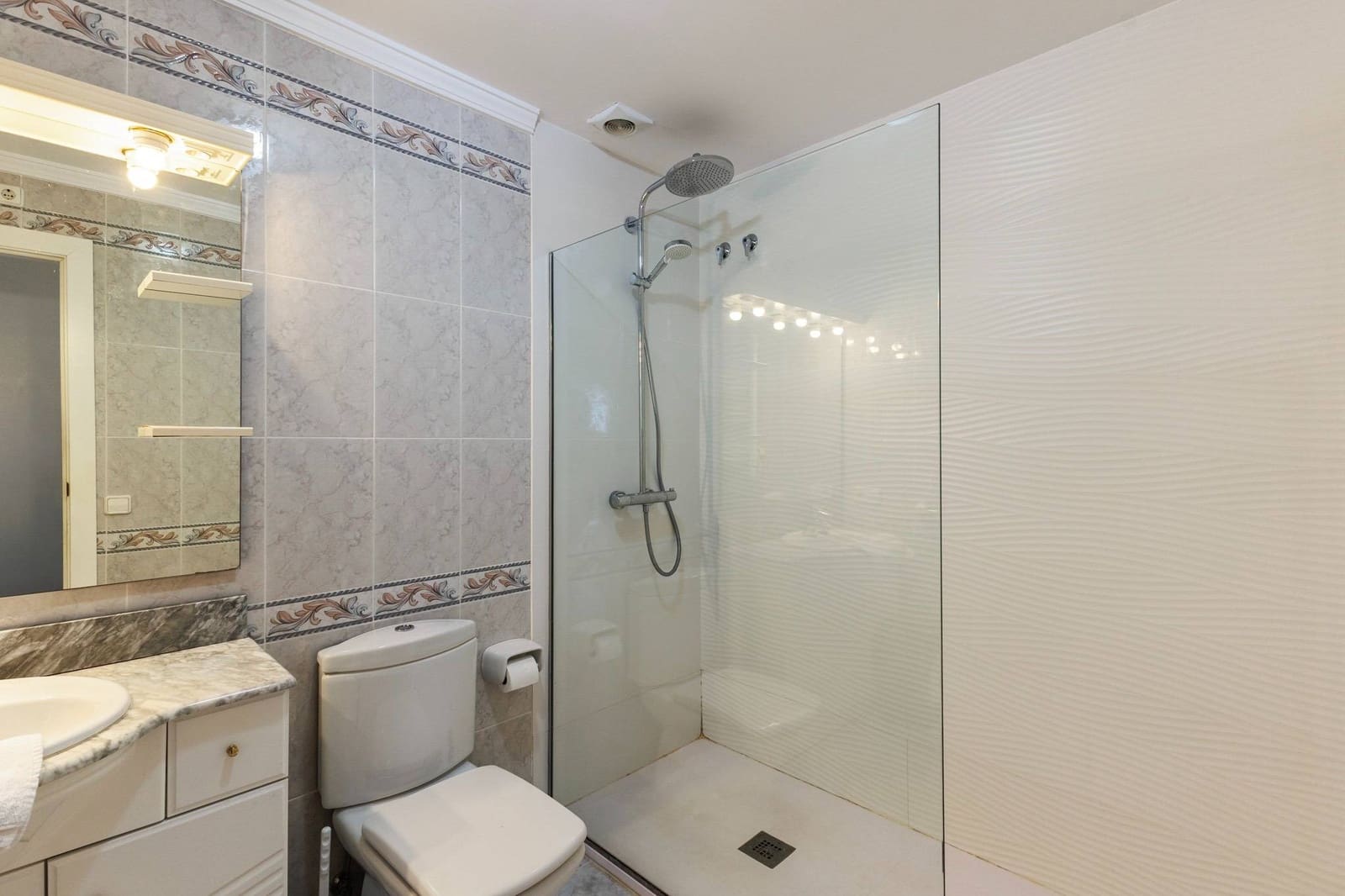 3 soveværelse Lejlighed til salg i Moraira med swimmingpool - € 741.000 (Ref: 8843345)