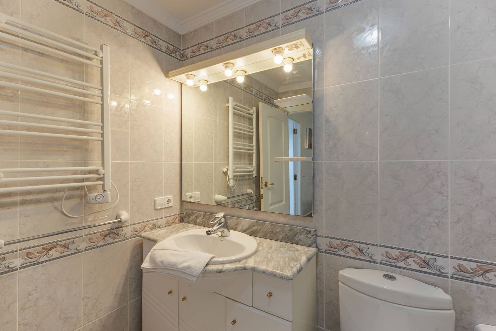 3 soveværelse Lejlighed til salg i Moraira med swimmingpool - € 741.000 (Ref: 8843345)