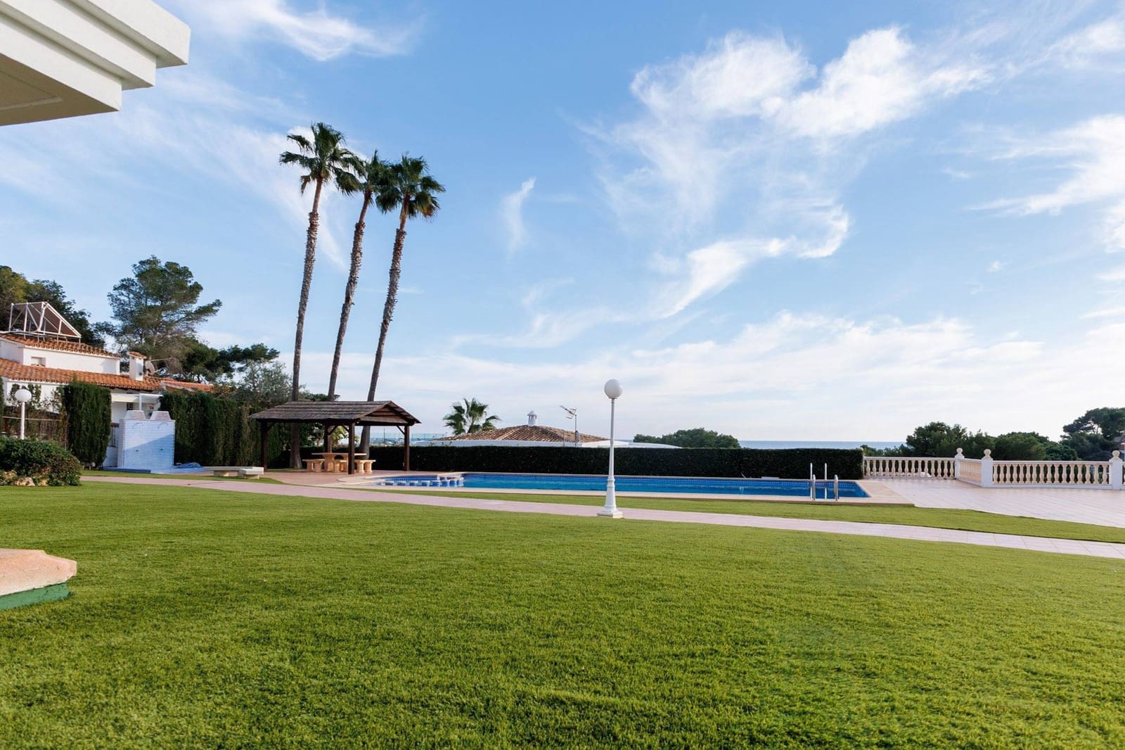 3 soveværelse Lejlighed til salg i Moraira med swimmingpool - € 741.000 (Ref: 8843345)