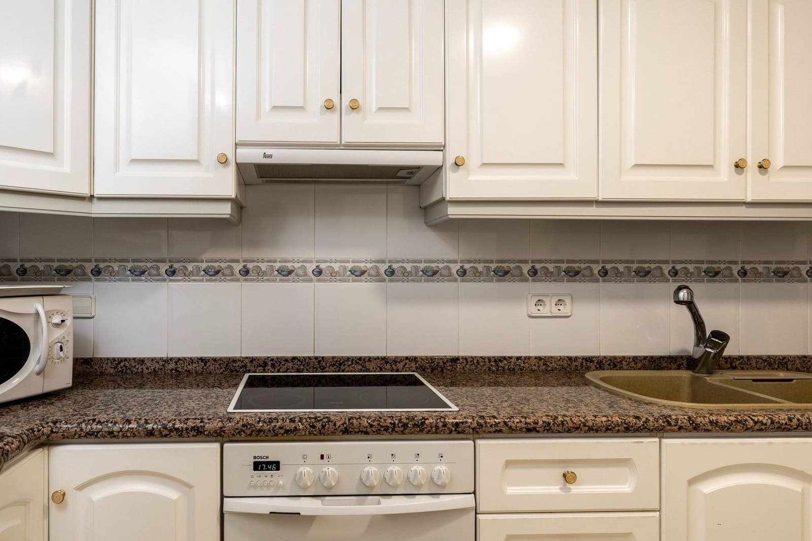 3 soveværelse Lejlighed til salg i Moraira med swimmingpool - € 741.000 (Ref: 8843345)