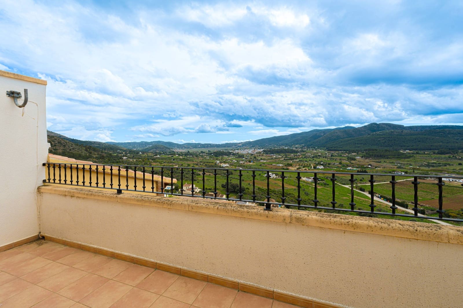 3 soveværelse Rækkehus til salg i Jalon / Xalo med swimmingpool - € 199.500 (Ref: 8867282)